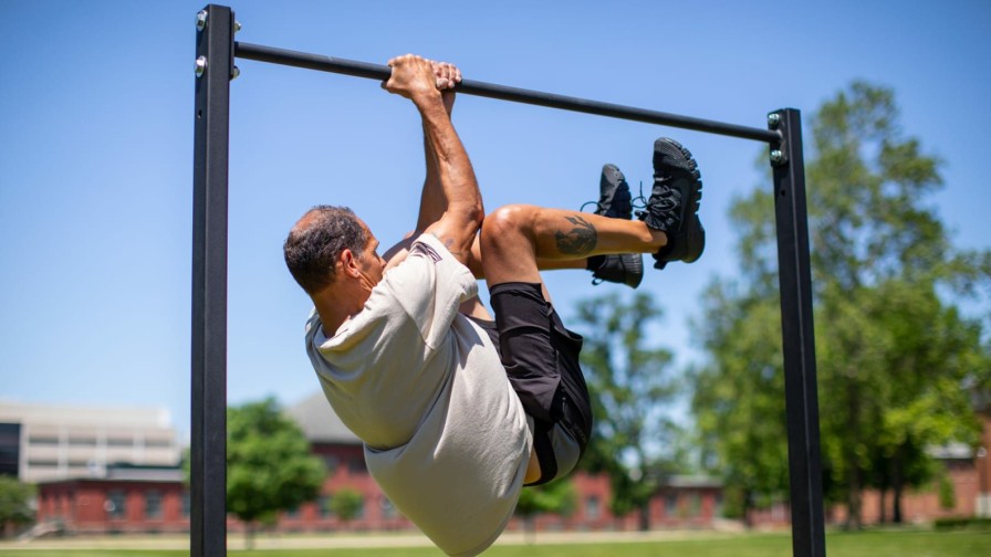 Bodyweight & Gymnastics * | Rogue Fitness Mil Pull-Up Station